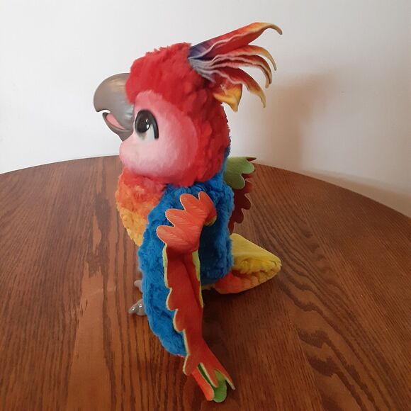FurReal Rock-A-Too: The Show Bird Talking Moving Plush Parrot Toy TESTED - Picture 2 of 7